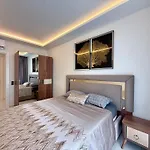 아파트 Sa Apartments! Cleopatra Luxury 2bd Flat 알란야