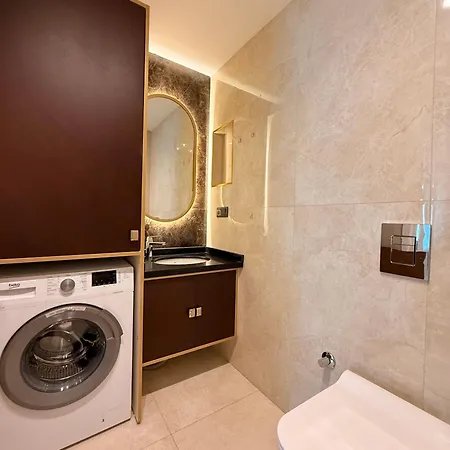 דירה Sa Apartments! Cleopatra Luxury 2bd Flat אלאניה