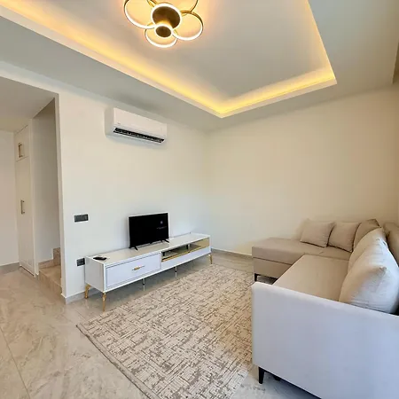 Sa Apartments! Luxury 2br With Private Access *