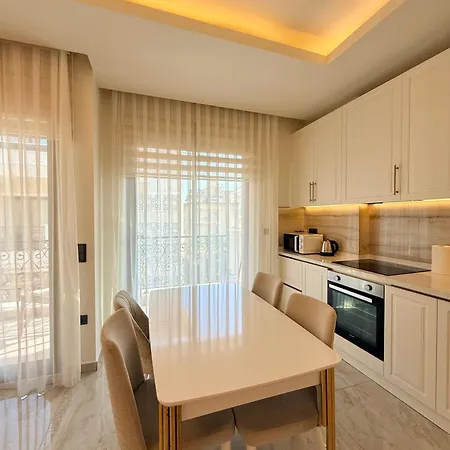 Apartmán Sa Apartments! Luxury 2Br With Private Beach Access *